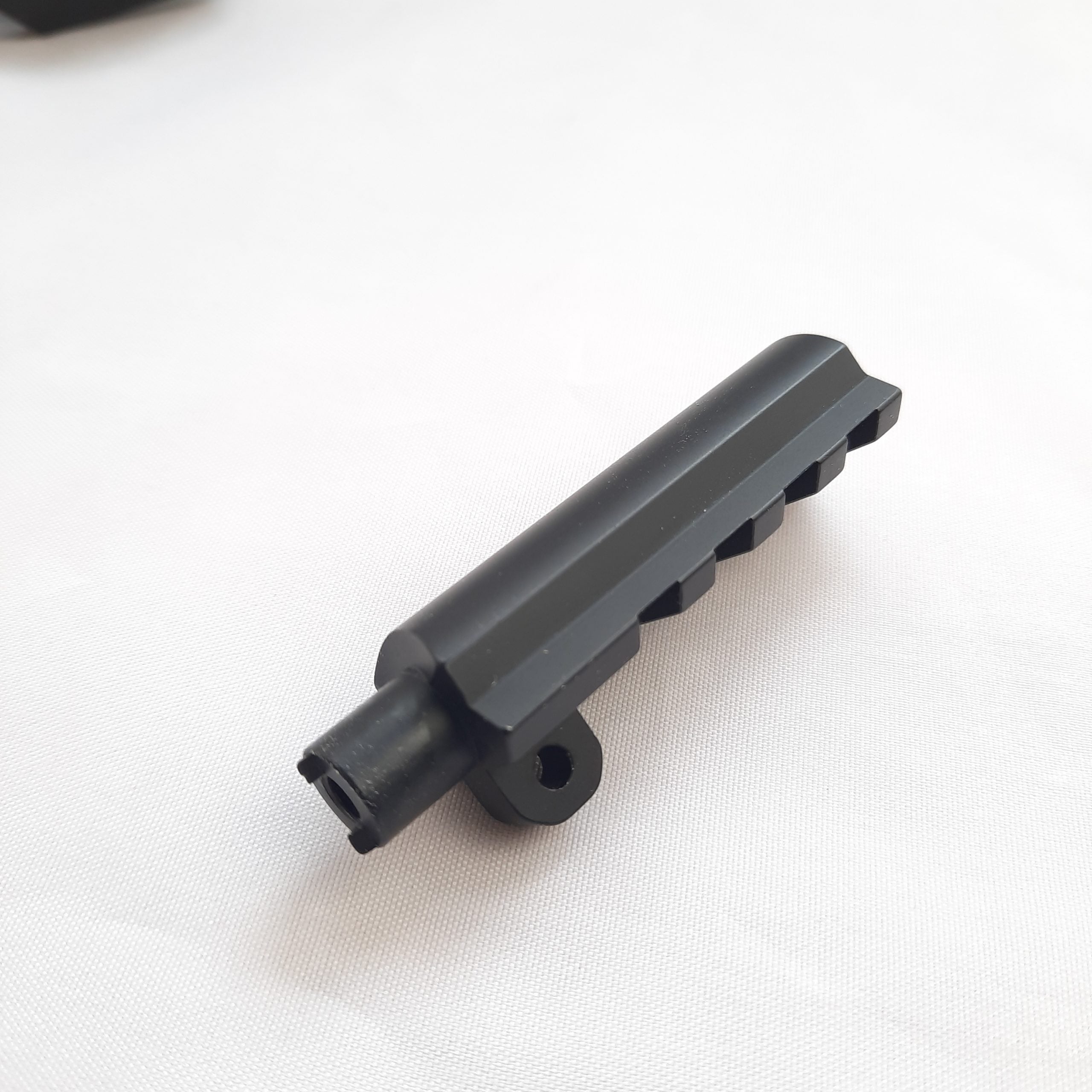 Blaser R8 Picatinny-skinne