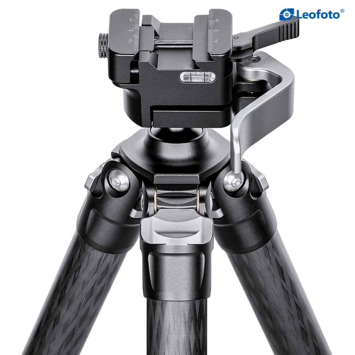 Leofoto MA-30L ball head showing the dual clamp, bubble level and locking levers